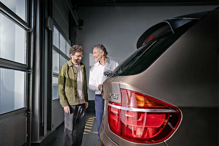 BMW Service Inclusive.