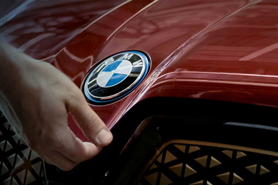 BMW Service Inclusive.